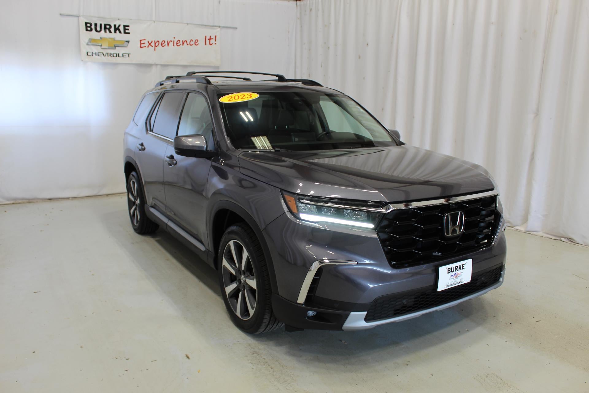 2023 Honda Pilot AWD Elite
