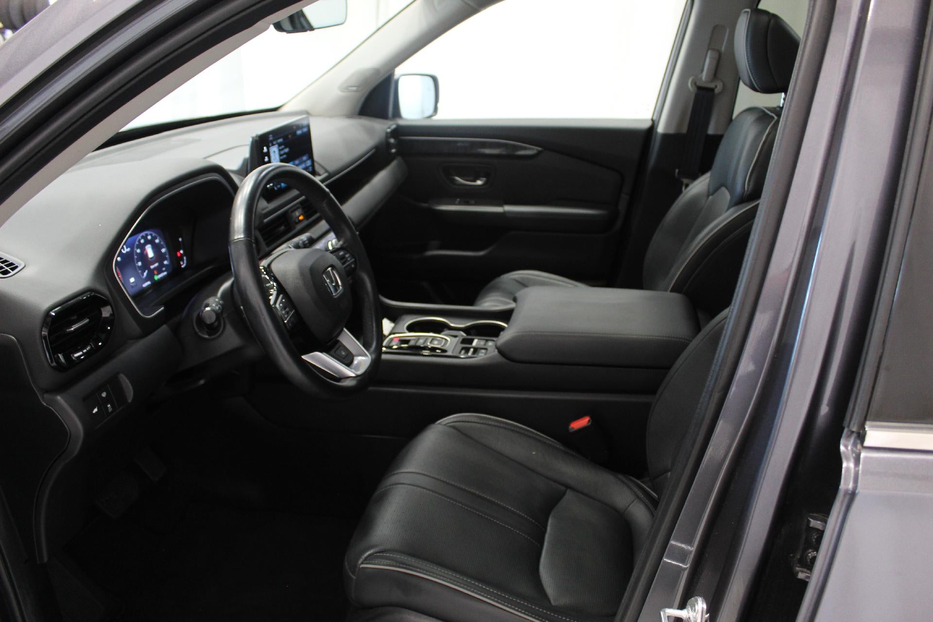 2023 Honda Pilot AWD Elite