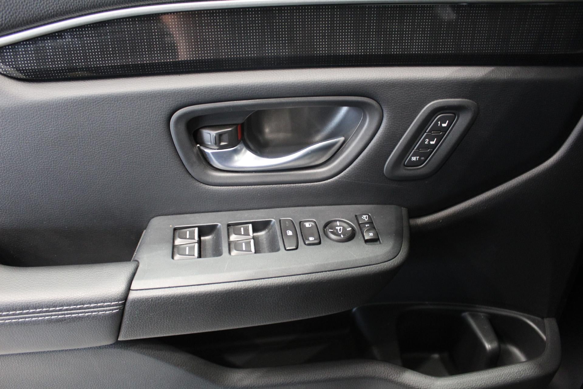 2023 Honda Pilot AWD Elite
