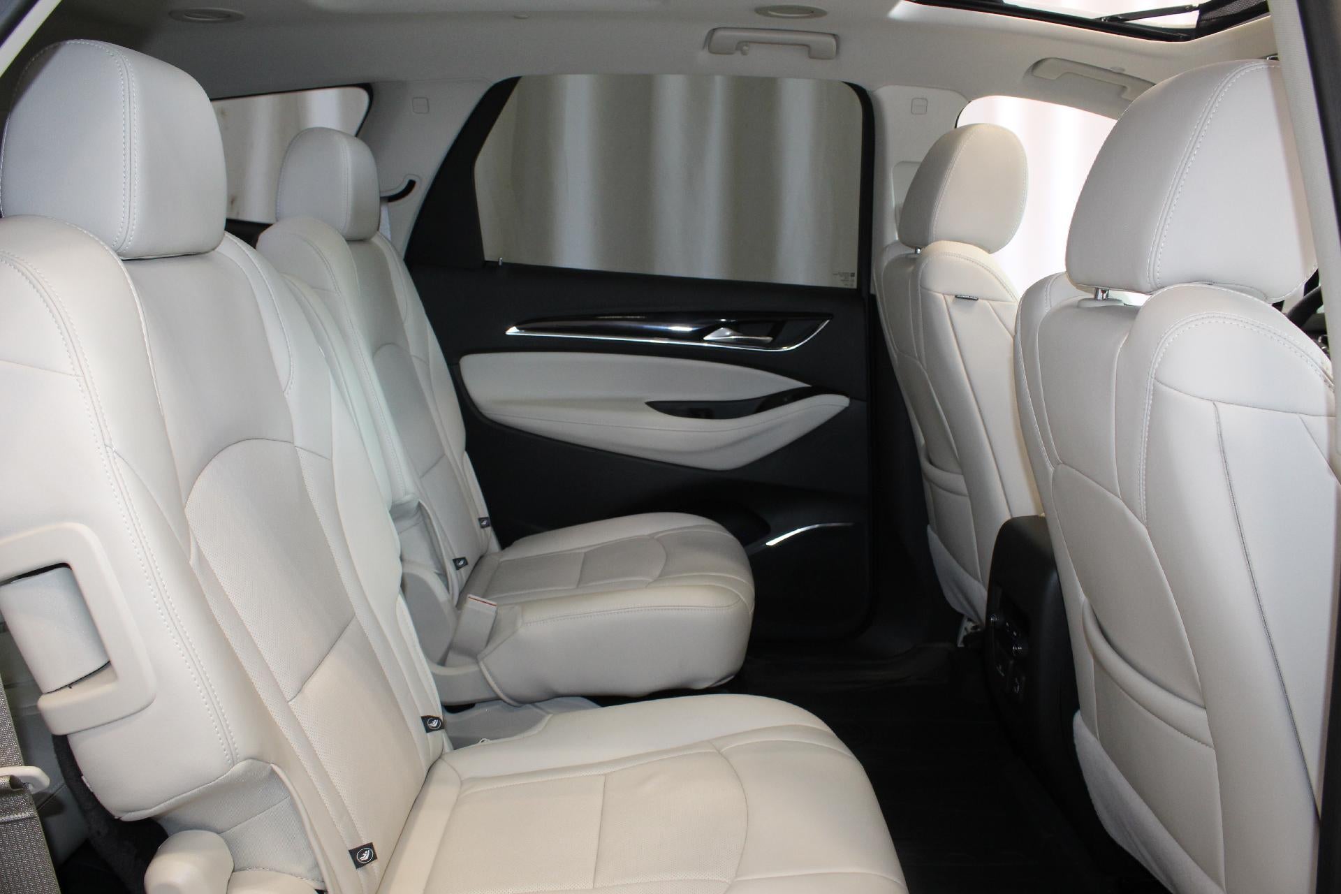 2022 Buick Enclave Essence