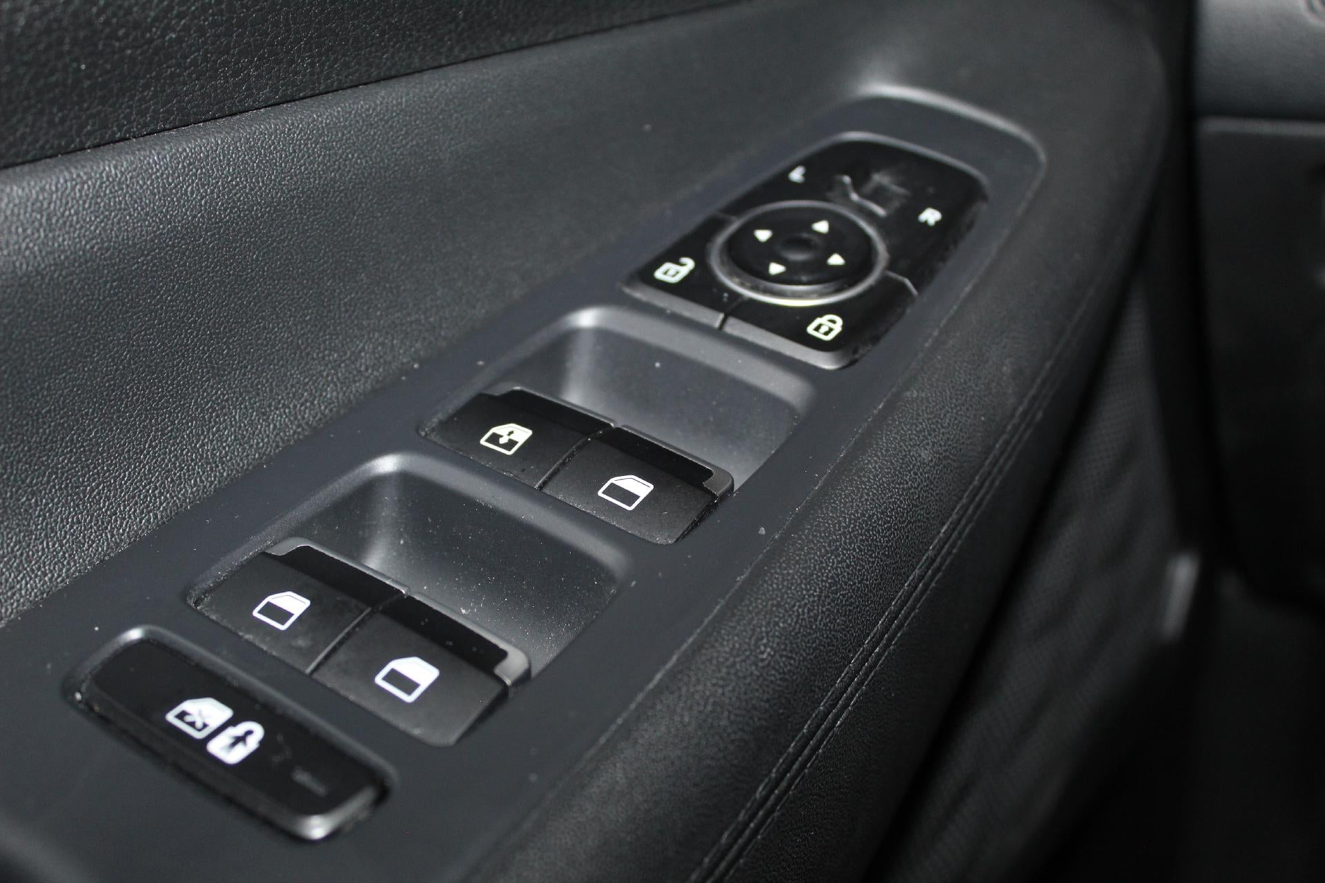 2022 Hyundai Santa Fe SE