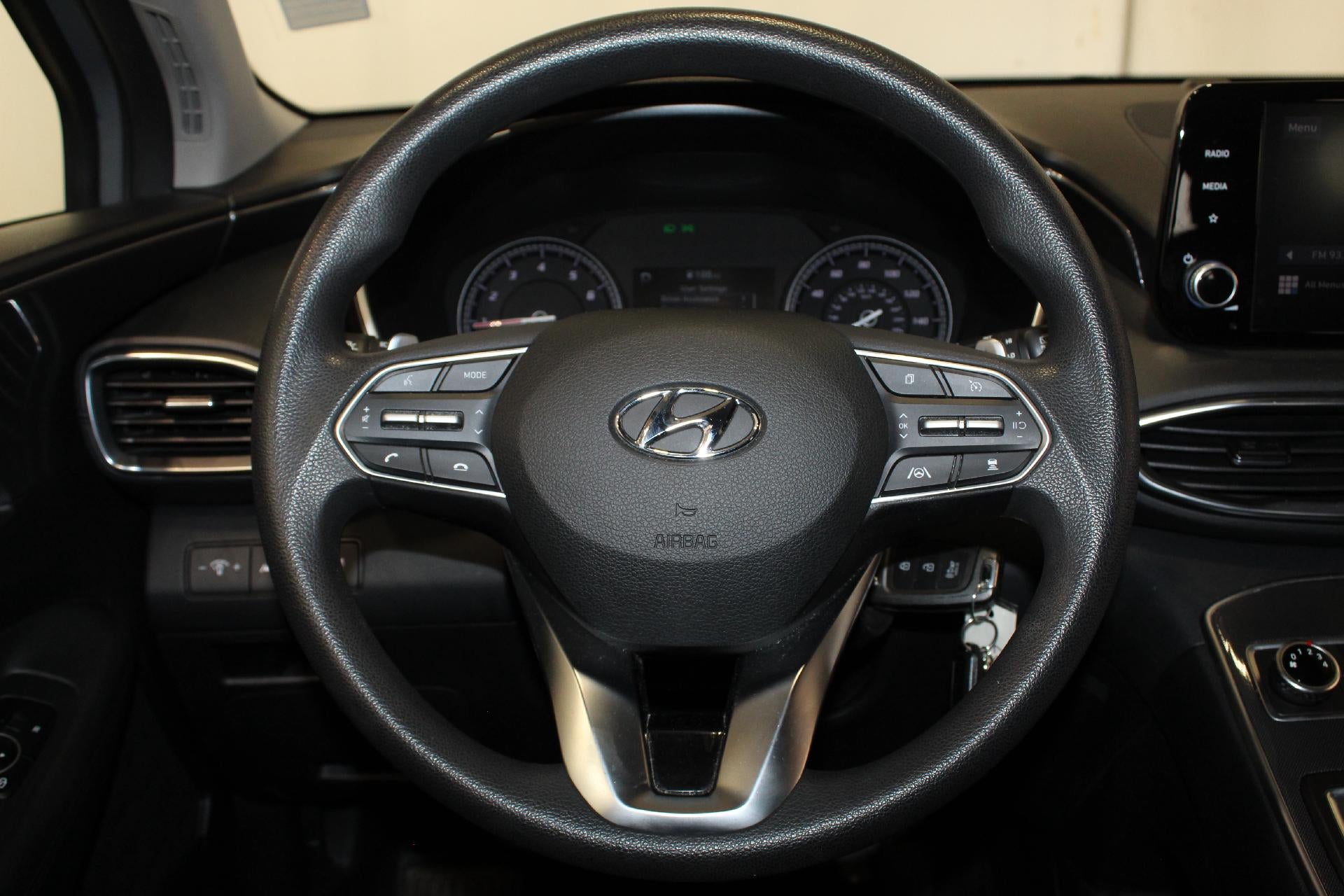 2022 Hyundai Santa Fe SE