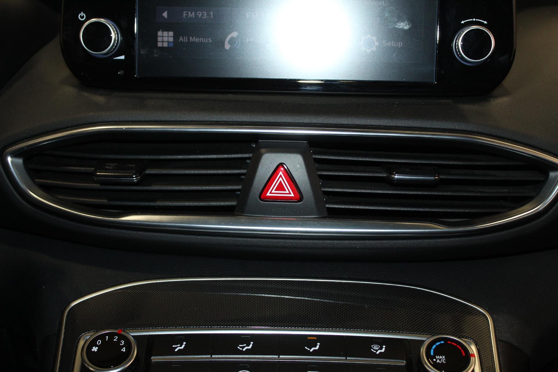 2022 Hyundai Santa Fe SE